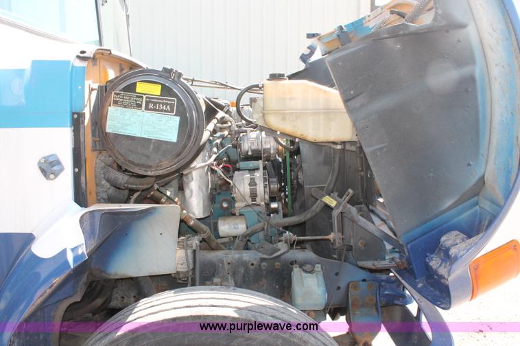 image for item D7878 1998 Thomas Navistar International 3800 T44E school bus