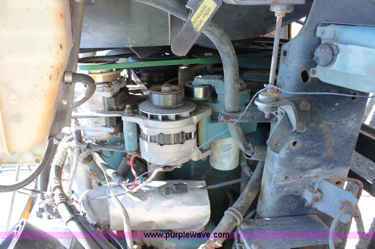 image for item D7878 1998 Thomas Navistar International 3800 T44E school bus