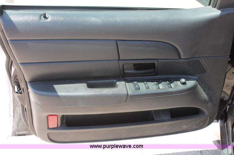 image for item D7879 2010 Ford Crown Victoria Police Interceptor