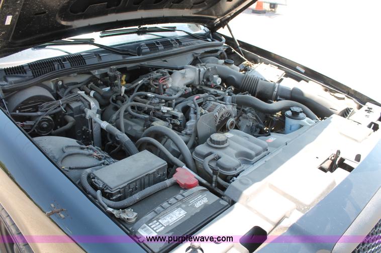 image for item D7879 2010 Ford Crown Victoria Police Interceptor