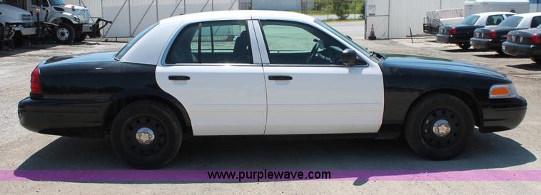 image for item D7880 2008 Ford Crown Victoria Police Interceptor