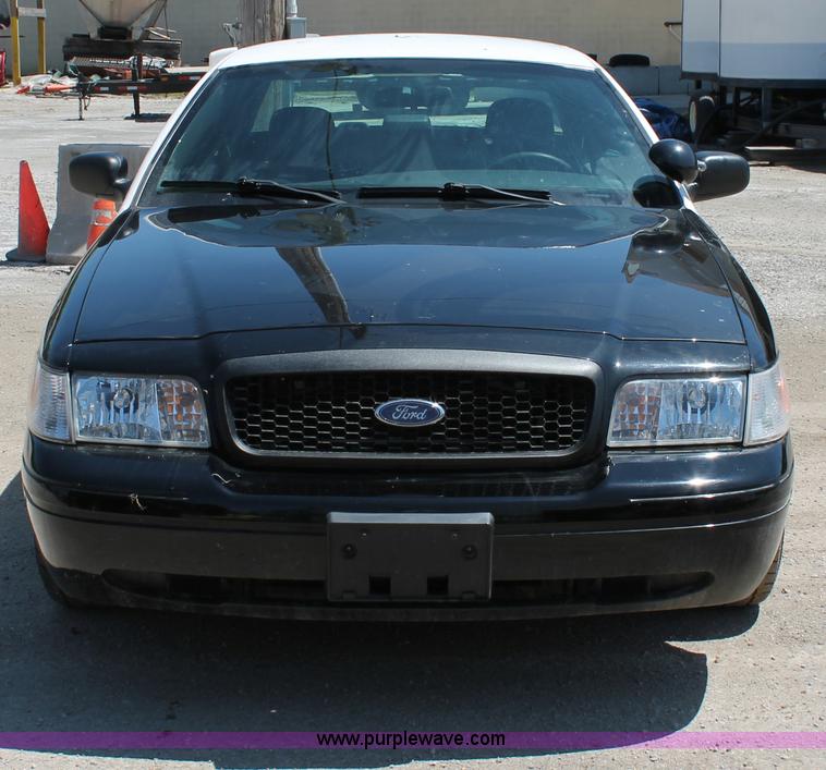 image for item D7880 2008 Ford Crown Victoria Police Interceptor