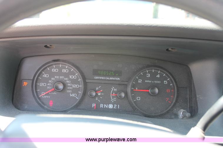 image for item D7880 2008 Ford Crown Victoria Police Interceptor