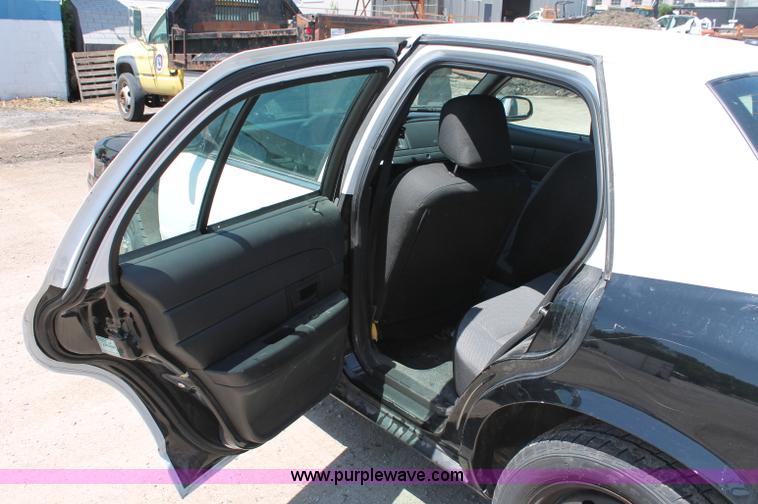 image for item D7880 2008 Ford Crown Victoria Police Interceptor