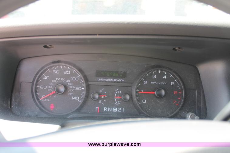 image for item D7881 2008 Ford Crown Victoria Police Interceptor
