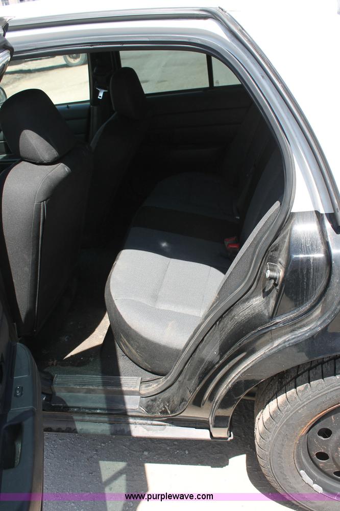 image for item D7882 2006 Ford Crown Victoria Police Interceptor