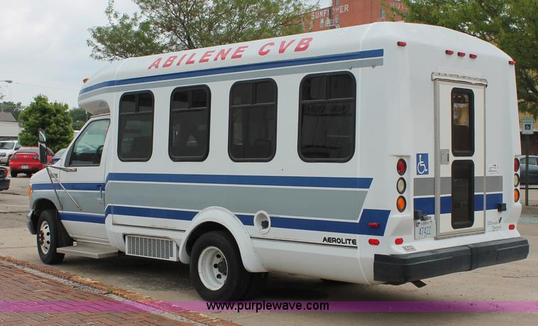 image for item D7904 1999 Ford E350 Econoline Super Duty transit bus