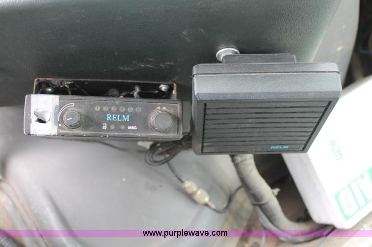 image for item D7904 1999 Ford E350 Econoline Super Duty transit bus