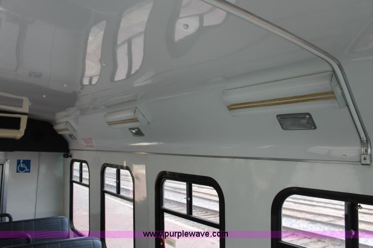 image for item D7904 1999 Ford E350 Econoline Super Duty transit bus