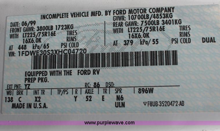 image for item D7904 1999 Ford E350 Econoline Super Duty transit bus