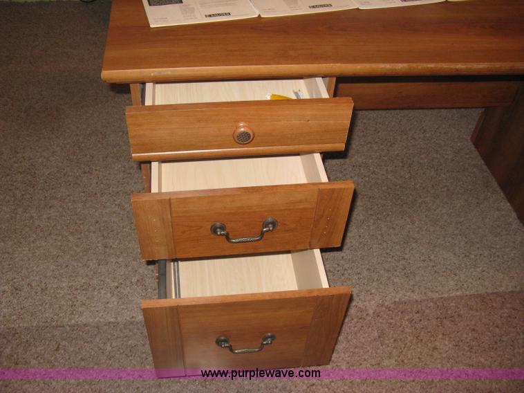 image for item G9782 Sauder executive desk set