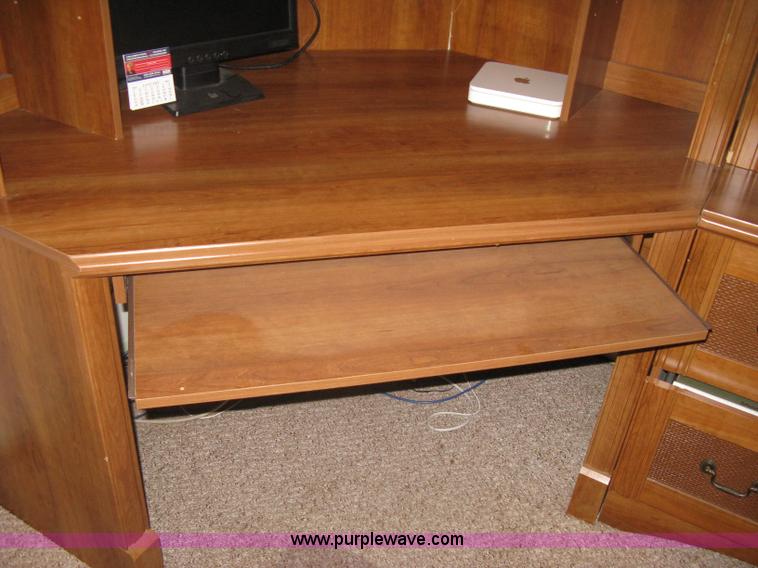 image for item G9782 Sauder executive desk set