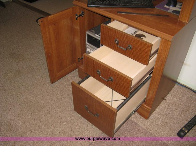 image for item G9782 Sauder executive desk set