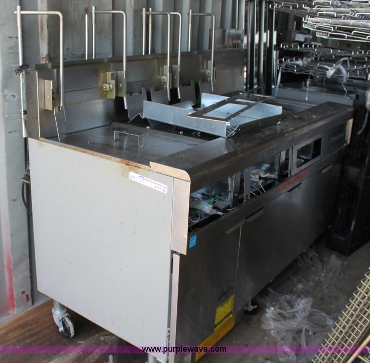 image for item I9717 Frymaster four basket deep fryer