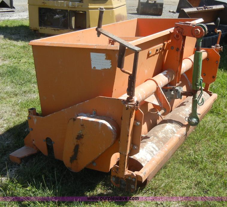image for item K9127 Sisis Contra-seeder