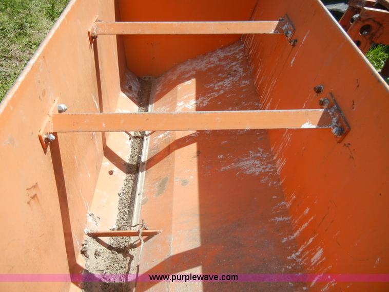 image for item K9127 Sisis Contra-seeder