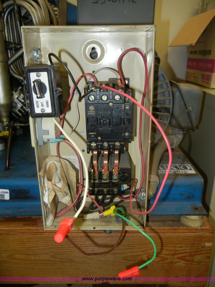 image for item K9141 Mako K14-95 air compressor