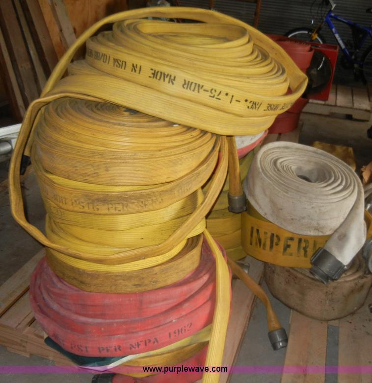 image for item K9146 Approximately 21 assorted rubber and cotton water hoses