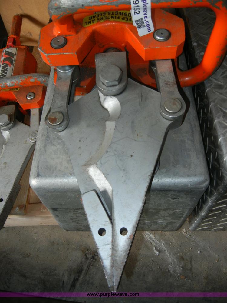 image for item K9152 (2) Kinman Jaw-of-Life units