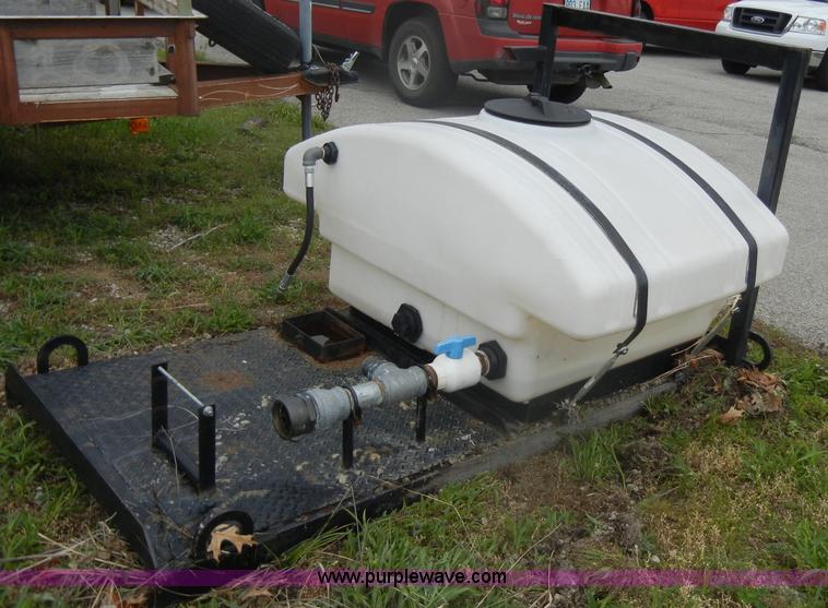 image for item K9161 150 gallon water tank on skid