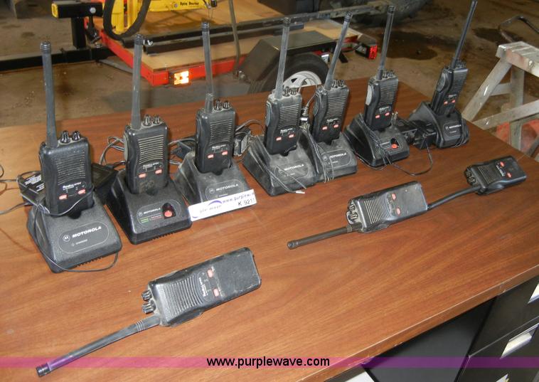 image for item K9211 (10) Radius SP50 wide band radios