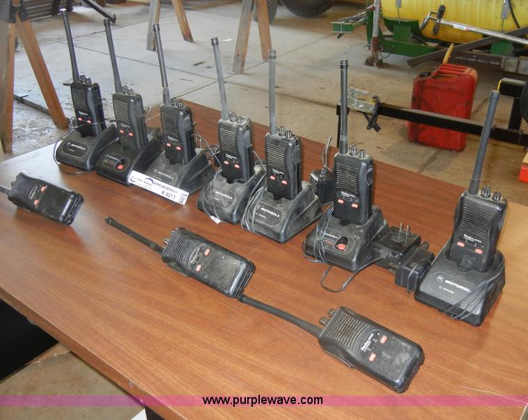 image for item K9211 (10) Radius SP50 wide band radios