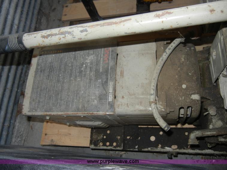 image for item M9502 *Assorted equipment