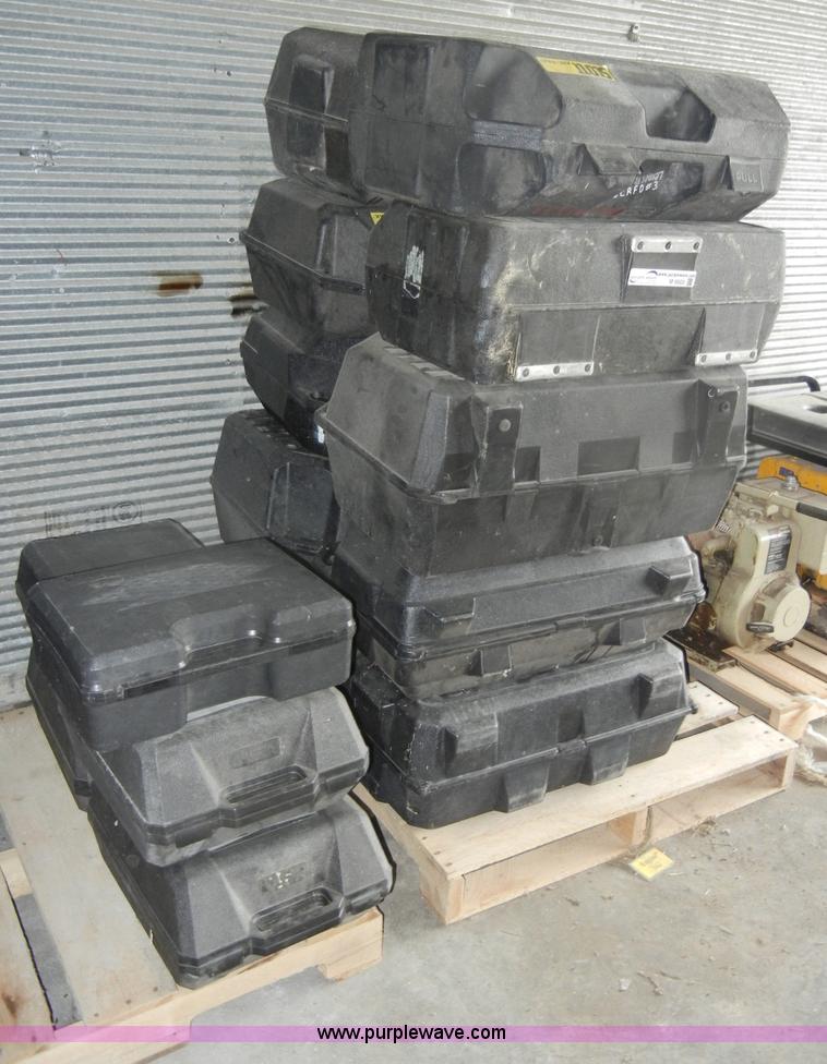 image for item M9503 Approximately 16 empty hard-cases