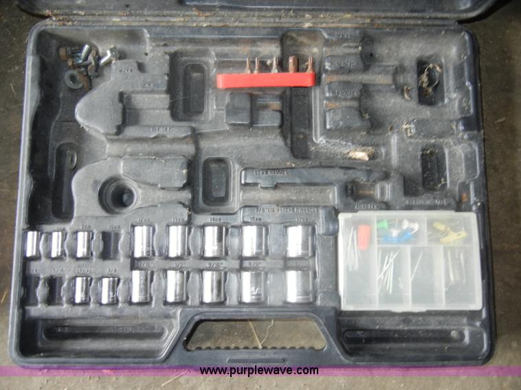 image for item M9510 Assorted equipment