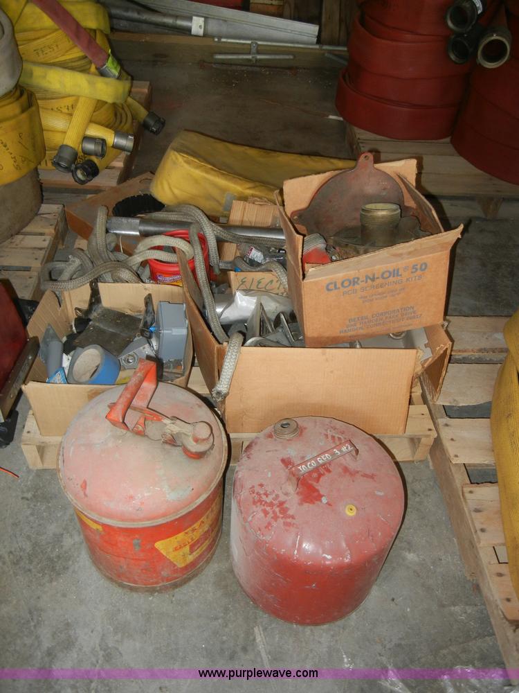 image for item M9510 Assorted equipment