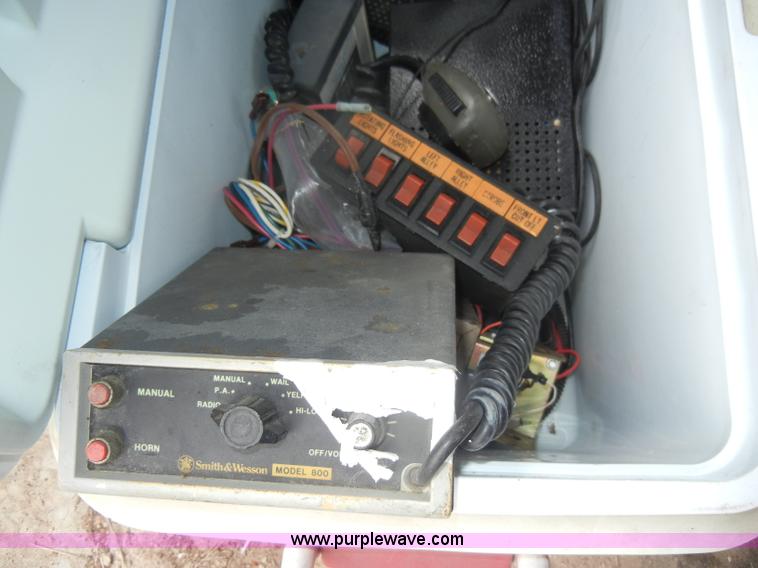 image for item M9512 Assorted radio equipment