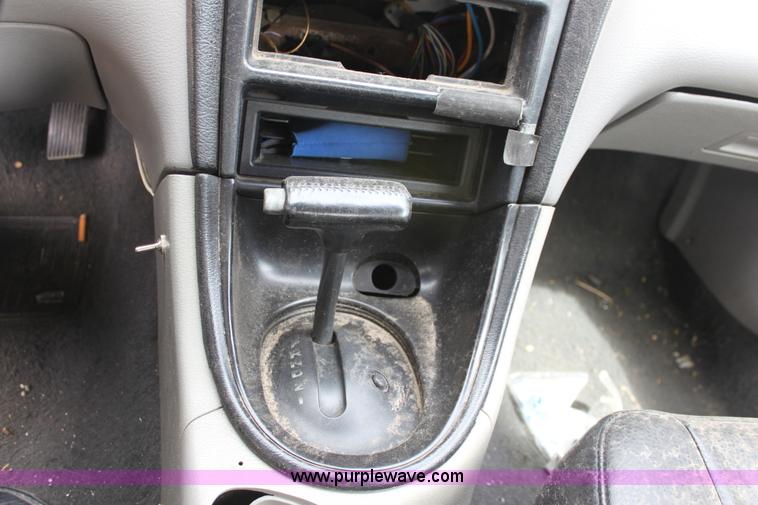 image for item D7916 1996 Ford Mustang convertible