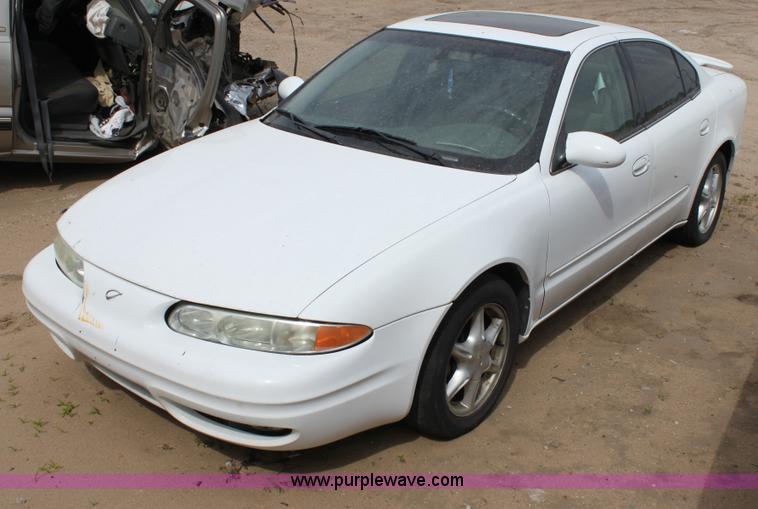 image for item D7918 1998 Oldsmobile Alero