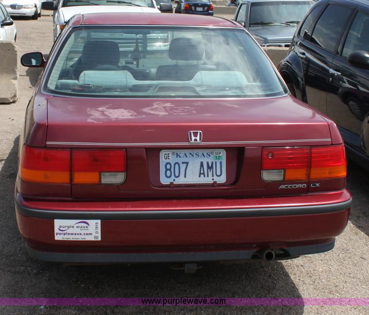 image for item D7919 1992 Honda Accord LX