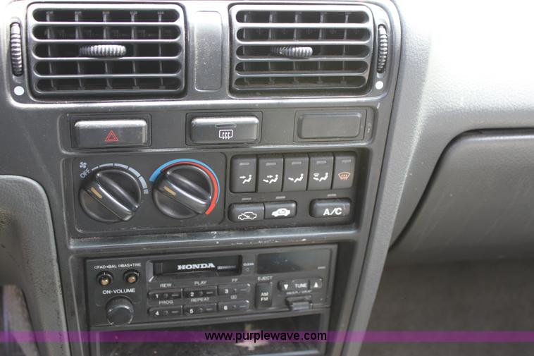 image for item D7919 1992 Honda Accord LX