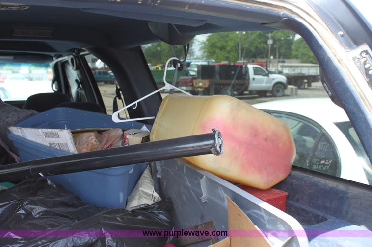 image for item D7920 1999 Chevrolet Suburban 2500 SUV