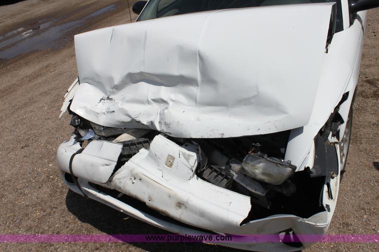 image for item D7921 1996 Saturn SL2