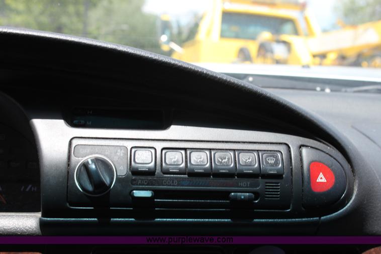 image for item D7922 1994 Nissan Altima