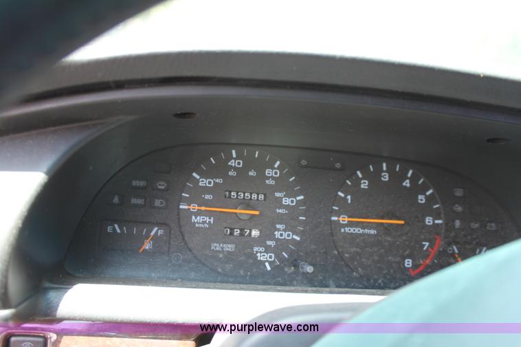 image for item D7922 1994 Nissan Altima