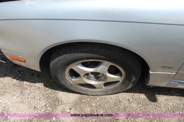 image for item D7922 1994 Nissan Altima