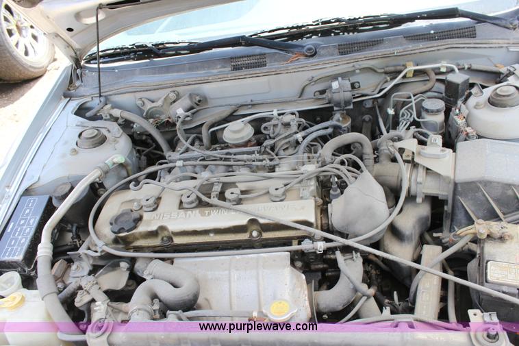 image for item D7922 1994 Nissan Altima