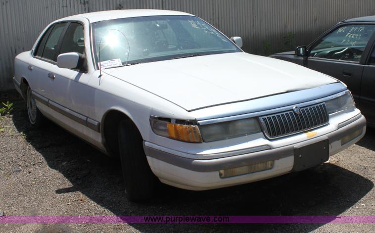 image for item D7923 1992 Mercury Grand Marquis LS