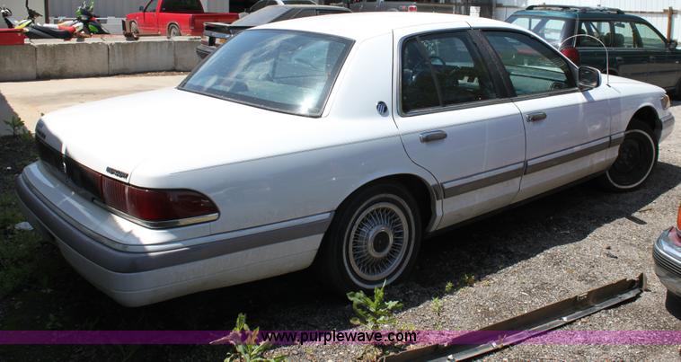 image for item D7923 1992 Mercury Grand Marquis LS