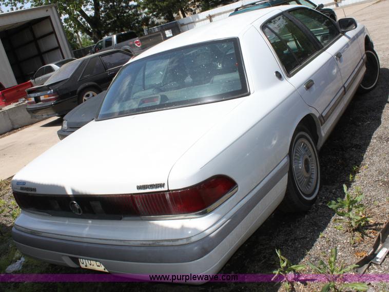 image for item D7923 1992 Mercury Grand Marquis LS