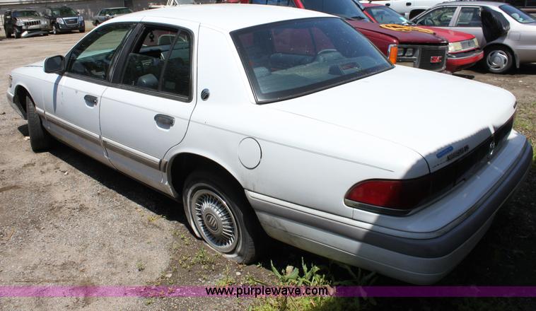 image for item D7923 1992 Mercury Grand Marquis LS