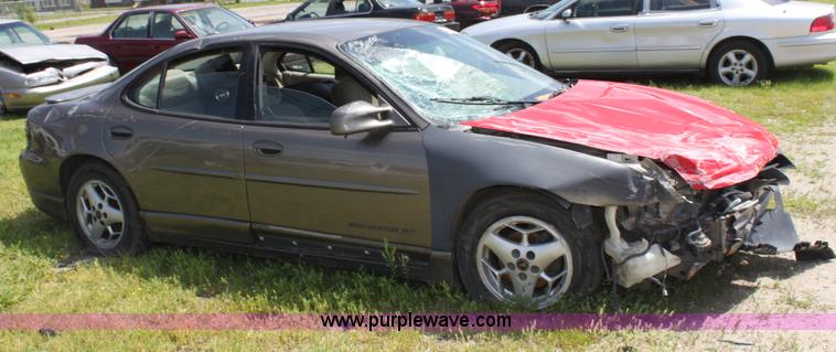 image for item D7925 2002 Pontiac Grand Prix