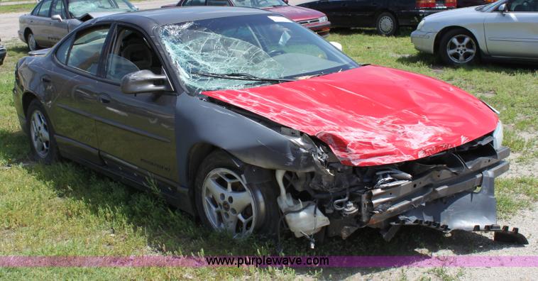 image for item D7925 2002 Pontiac Grand Prix