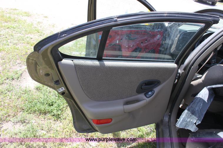 image for item D7925 2002 Pontiac Grand Prix