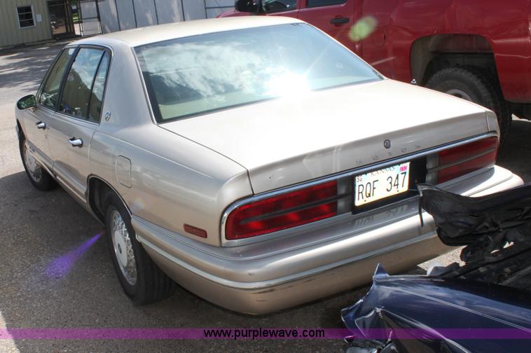 image for item D7929 1995 Buick Park Avenue