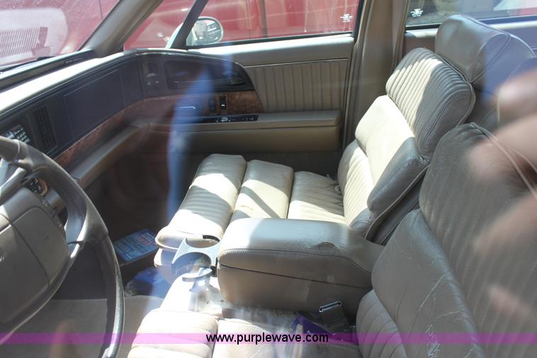 image for item D7929 1995 Buick Park Avenue